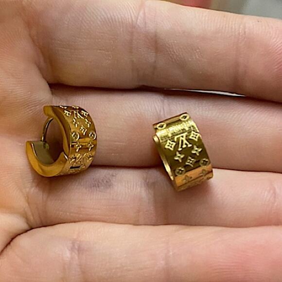 Gold Plated Four Leaf Clover Hoop Luxury Huggies’ Minimalist Earrings - Picture 4 of 7